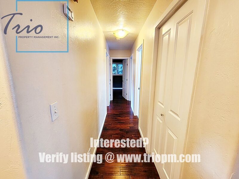 Beautiful 4 Bed 3 Bath Modern Home with Two Bonus Rooms property image
