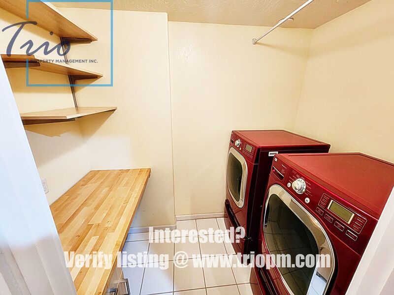Beautiful 4 Bed 3 Bath Modern Home with Two Bonus Rooms property image