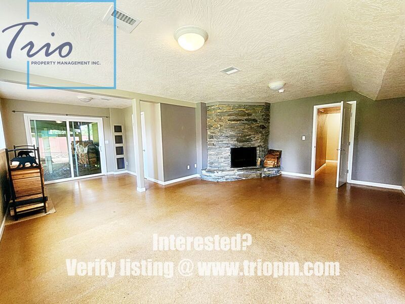 Beautiful 4 Bed 3 Bath Modern Home with Two Bonus Rooms property image
