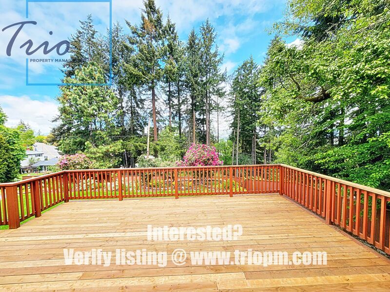 Beautiful 4 Bed 3 Bath Modern Home with Two Bonus Rooms property image