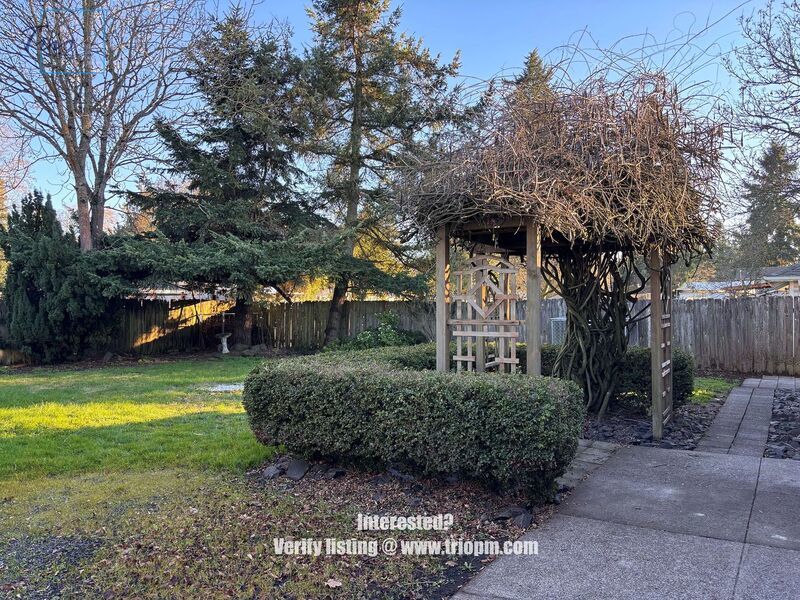 3 Bed 1 Bath in Desirable Eugene Neighborhood property image