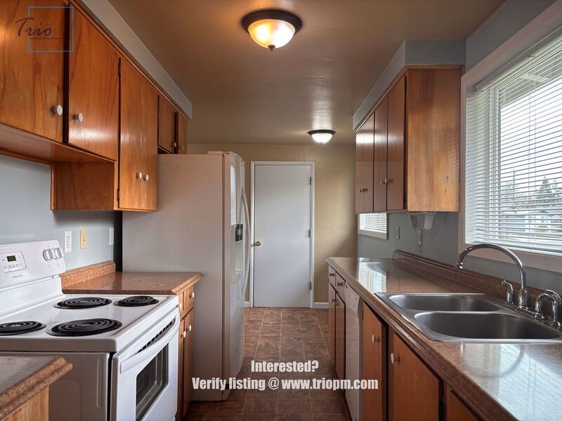 Lovely 3 Bed 1 Bath home near Valley River Area Eugene property image