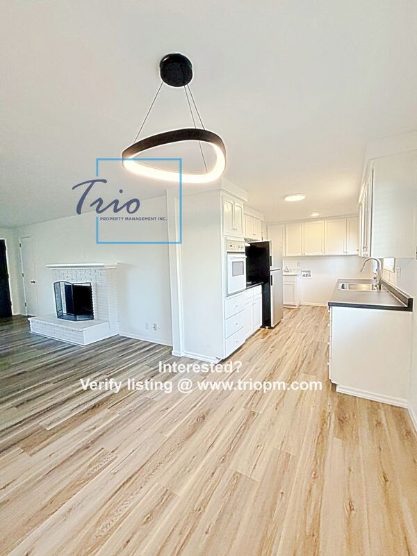 Updated 2 BR/1 BA duplex on Norkenzie! property image