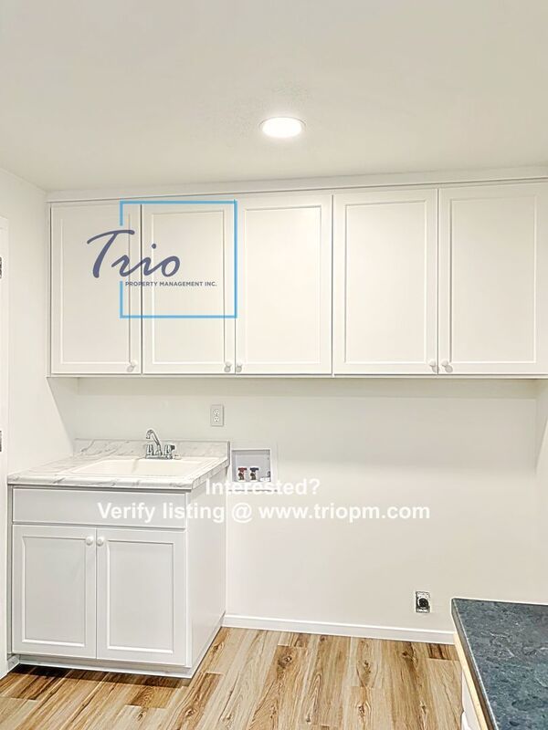 Updated 2 BR/1 BA duplex on Norkenzie! property image