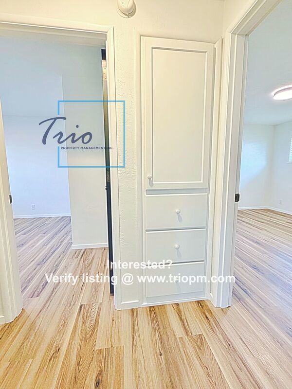 Updated 2 BR/1 BA duplex on Norkenzie! property image