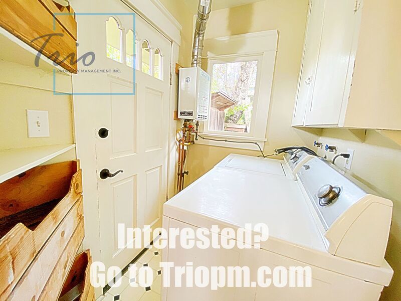 Charming 3 BR/2 BA home! Great location!!! property image