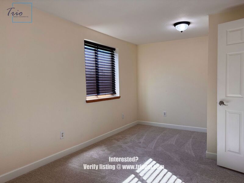 Gorgeous 3 bed 2 bath in Desirable Springfield Neighborhood property image