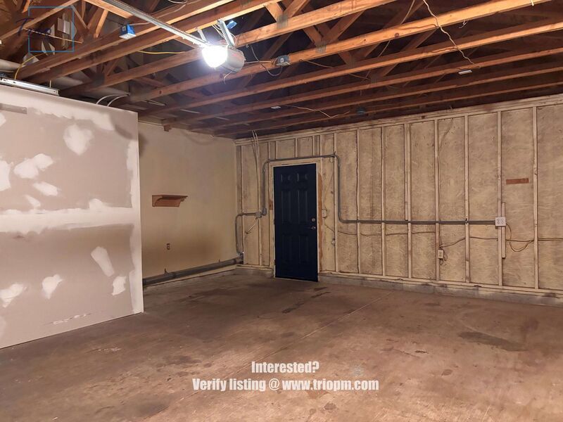 Gorgeous 3 bed 2 bath in Desirable Springfield Neighborhood property image