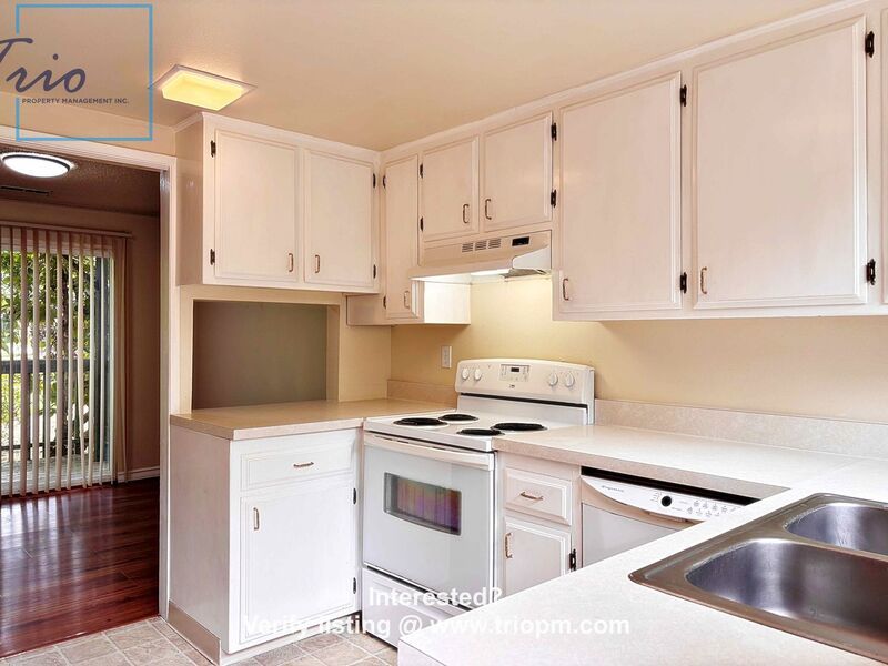 Spacious 2-Bed 2.5-Bath Townhome with Private Deck, 2-Car Garage & HOA Landscaping in Eugene property image