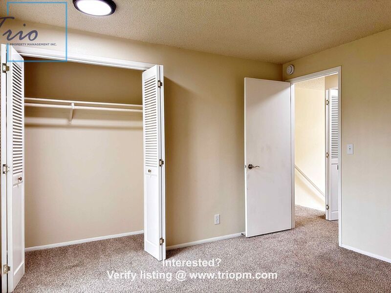 Spacious 2-Bed 2.5-Bath Townhome with Private Deck, 2-Car Garage & HOA Landscaping in Eugene property image