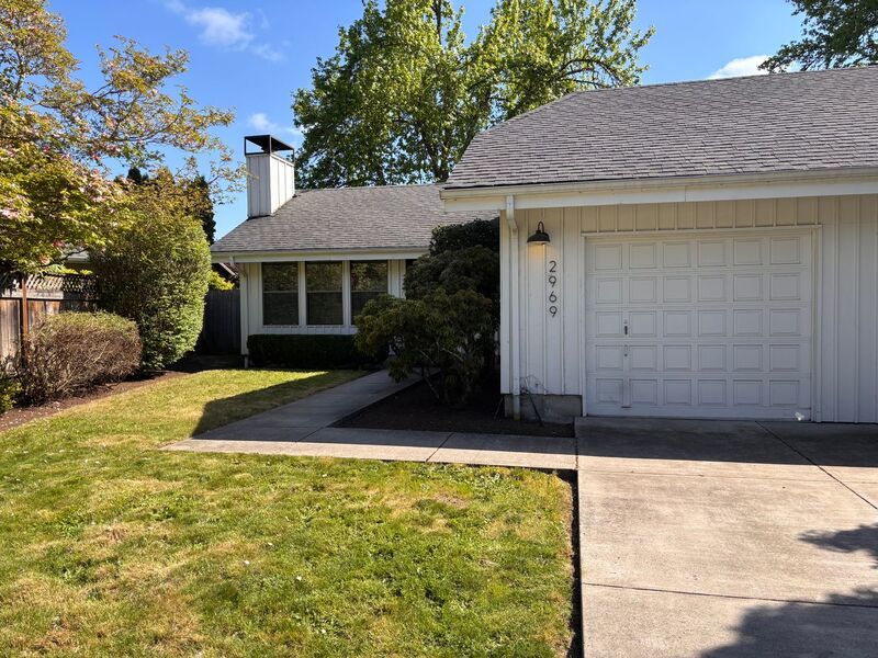 2BR/1BTH Duplex in Cal Young neighborhood! property image