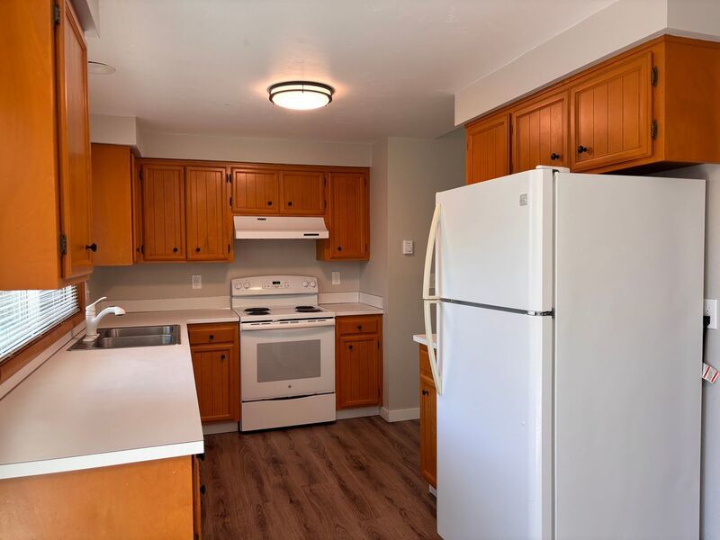 2BR/1BTH Duplex in Cal Young neighborhood! property image
