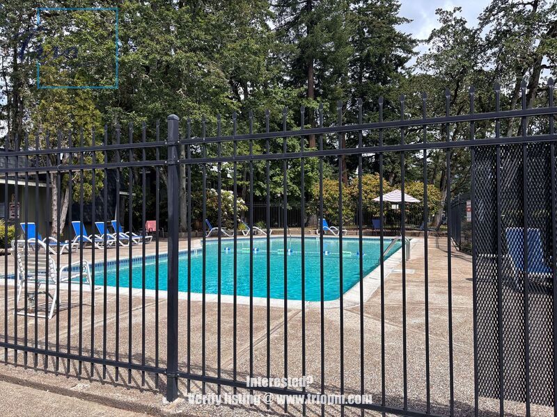 Spacious 2-Bed 2.5-Bath Townhome with Private Deck, 2-Car Garage & HOA Landscaping in Eugene property image