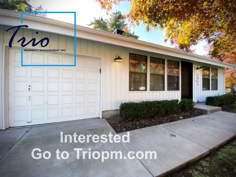 Adorable 2 BR/1 BA duplex in a wonderful location! property image