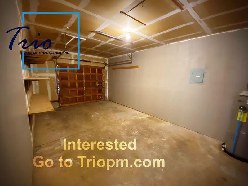 Adorable 2 BR/1 BA duplex in a wonderful location! property image