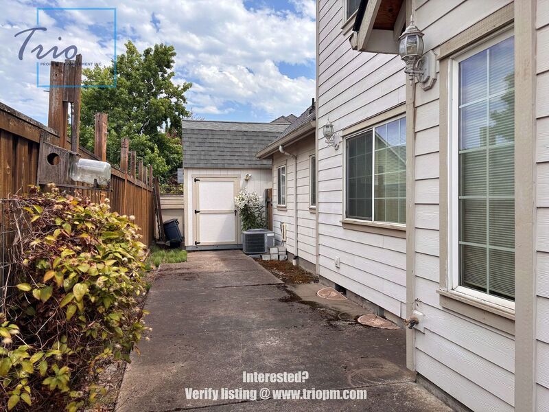Beautiful North Gilham Home | 3 Bed + Office + Bonus Room | Main-Level Primary Suite property image