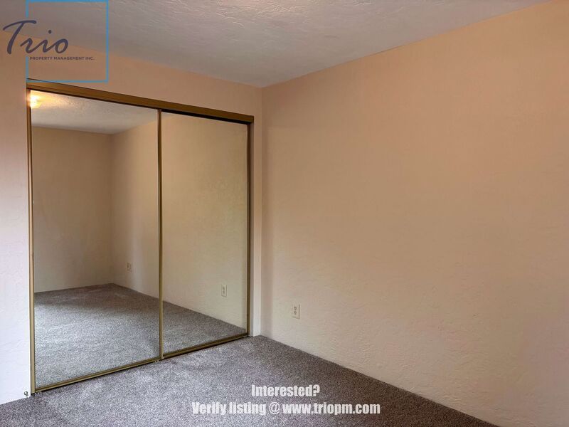 Spacious 3-Bedroom Duplex with Fireplace, Fenced Yard and Attached Garage property image
