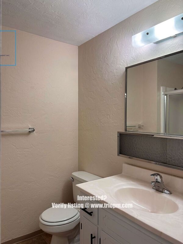 Spacious 3-Bedroom Duplex with Fireplace, Fenced Yard and Attached Garage property image