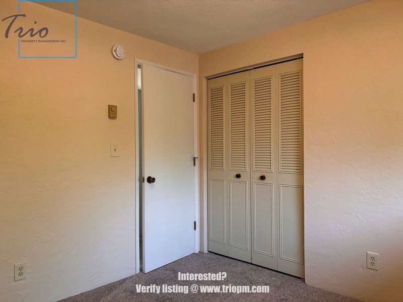 Spacious 3-Bedroom Duplex with Fireplace, Fenced Yard and Attached Garage property image