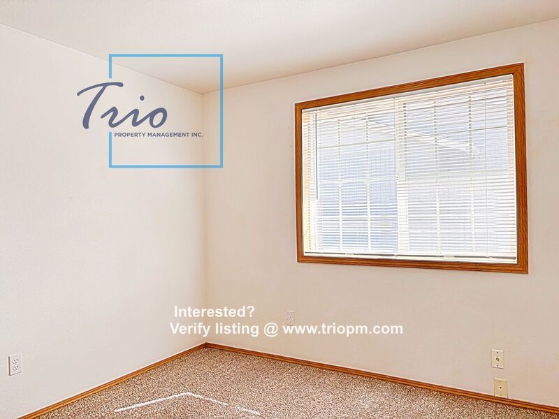 Great 3BR/2BA home off of River Rd! property image