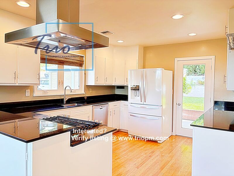 Charming & Spacious 3 Bd 2 BA! property image