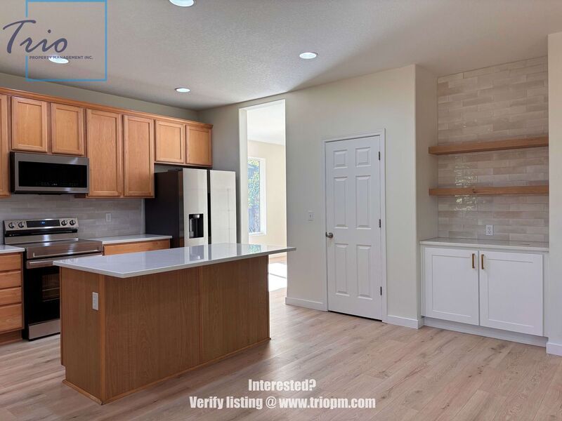 3-Bedroom, 2.5-Bath Home with Bonus Room, Kitchen Island and Attached Garage property image