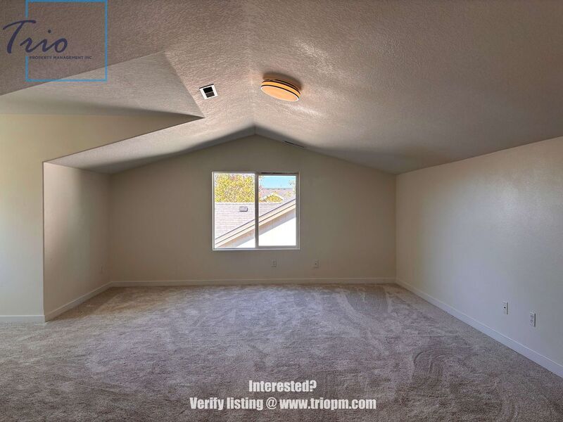 3-Bedroom, 2.5-Bath Home with Bonus Room, Kitchen Island and Attached Garage property image