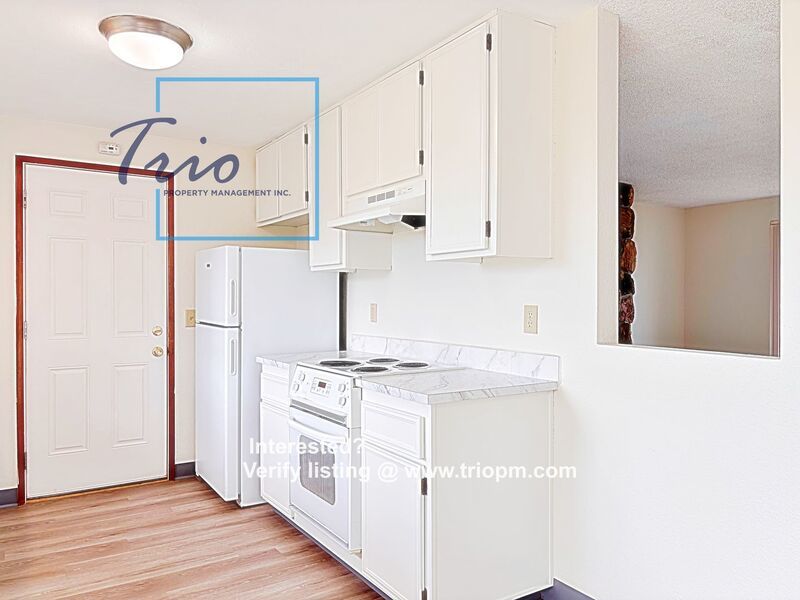 Lovely 3 bedroom 2 bath home! property image