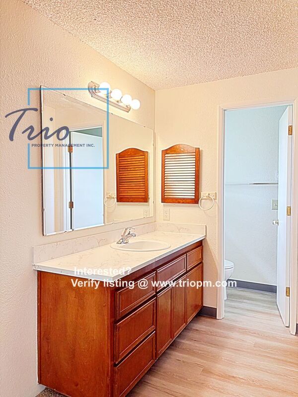 Lovely 3 bedroom 2 bath home! property image